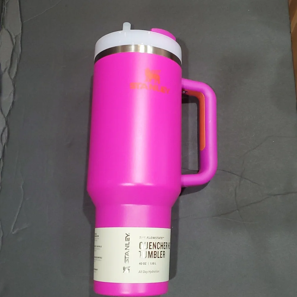 Stanley pink magenta 40oz quencher h20 tumbler with straw brand new - Picture 9 of 9